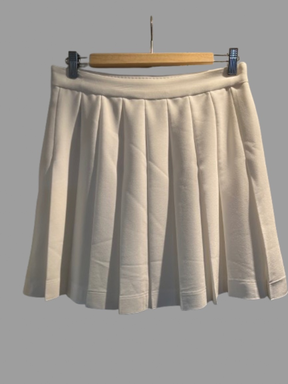 Babaton white pleated mini skirt - size 10